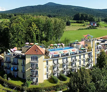 Spirit & Birkenhof Am Elfenhain 4* Grafenwiesen