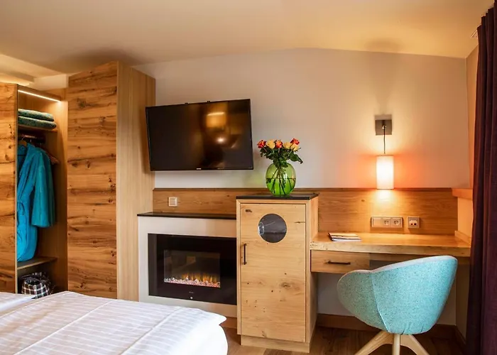 Spirit & Birkenhof Am Elfenhain Hotel 4*