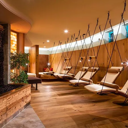 Spirit & Birkenhof Am Elfenhain Hotel