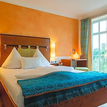 Spirit & Birkenhof Am Elfenhain 호텔 4*
